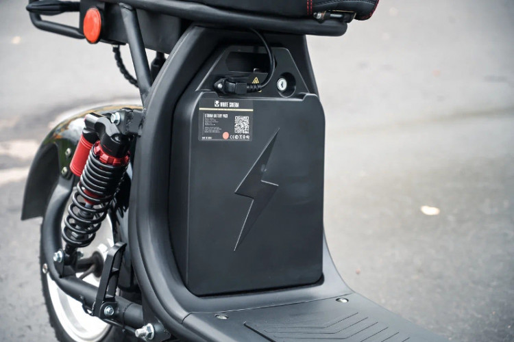 Электроскутер WHITE SIBERIA PRO 2500W в Челябинске