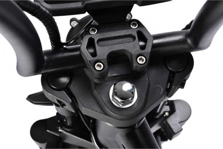 Электроскутер WHITE SIBERIA PRO BLACK EDITION 5000W в Челябинске