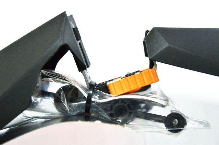 Крыло переднее в Челябинске