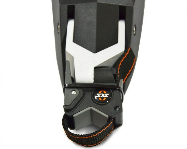 Крыло заднее в Челябинске