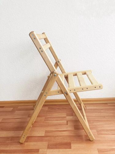 Стул складной деревянный в Челябинске