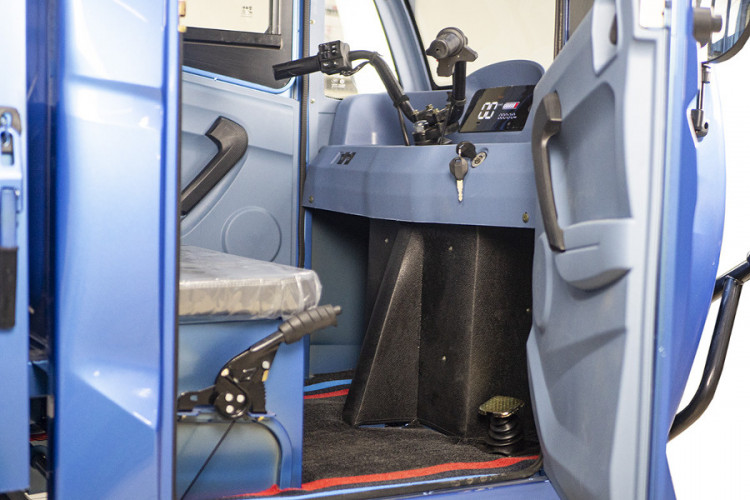 Грузовой электротрицикл Rutrike КАРГО Кабина 1500 в Челябинске