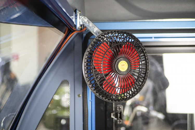 Грузовой электротрицикл Rutrike КАРГО Кабина 1500 в Челябинске