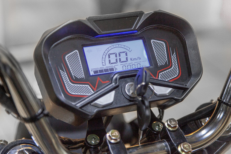 Грузовой электротрицикл Rutrike Эксперт ПРО 2000 в Челябинске